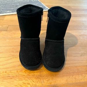Bear paw girls winter boots.